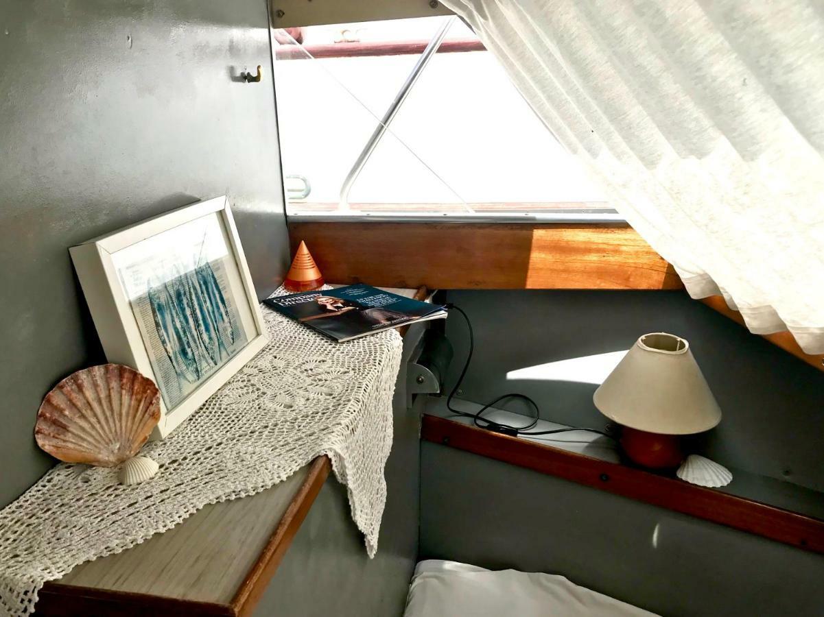 Boat Yacht Barcelona Otel Sant Adria de Besos Dış mekan fotoğraf